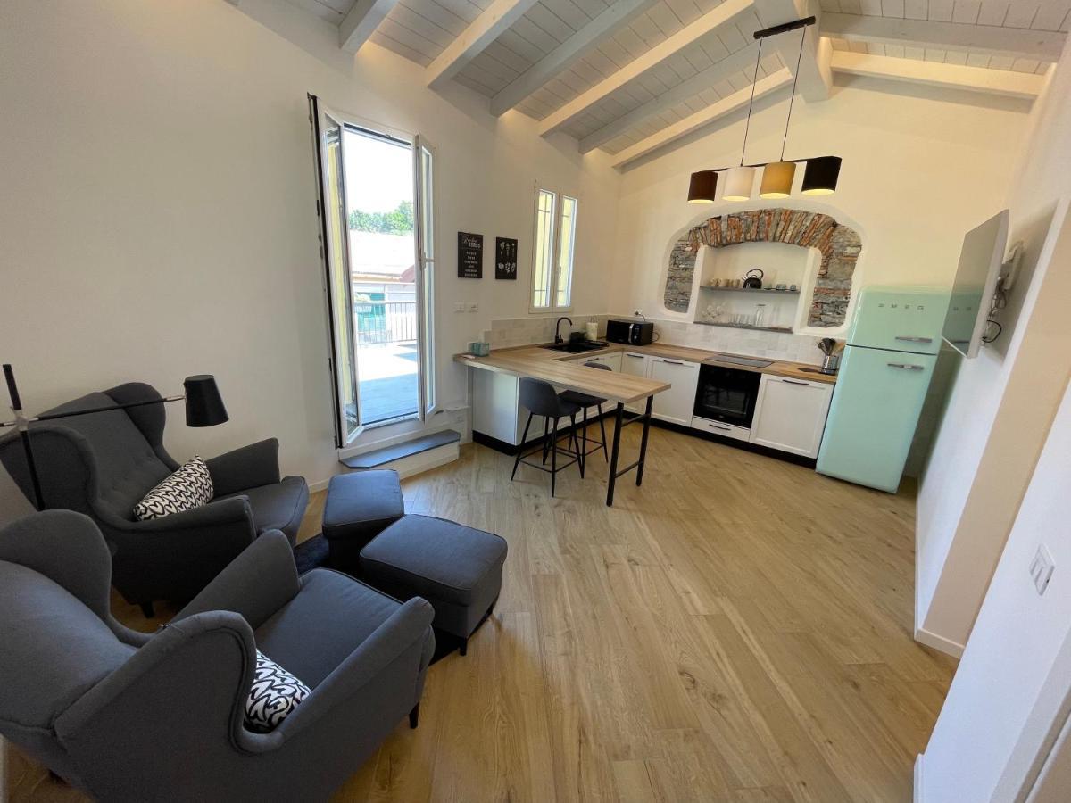 Sun Luxury Apartment In Centro Storico Chiavari Kültér fotó